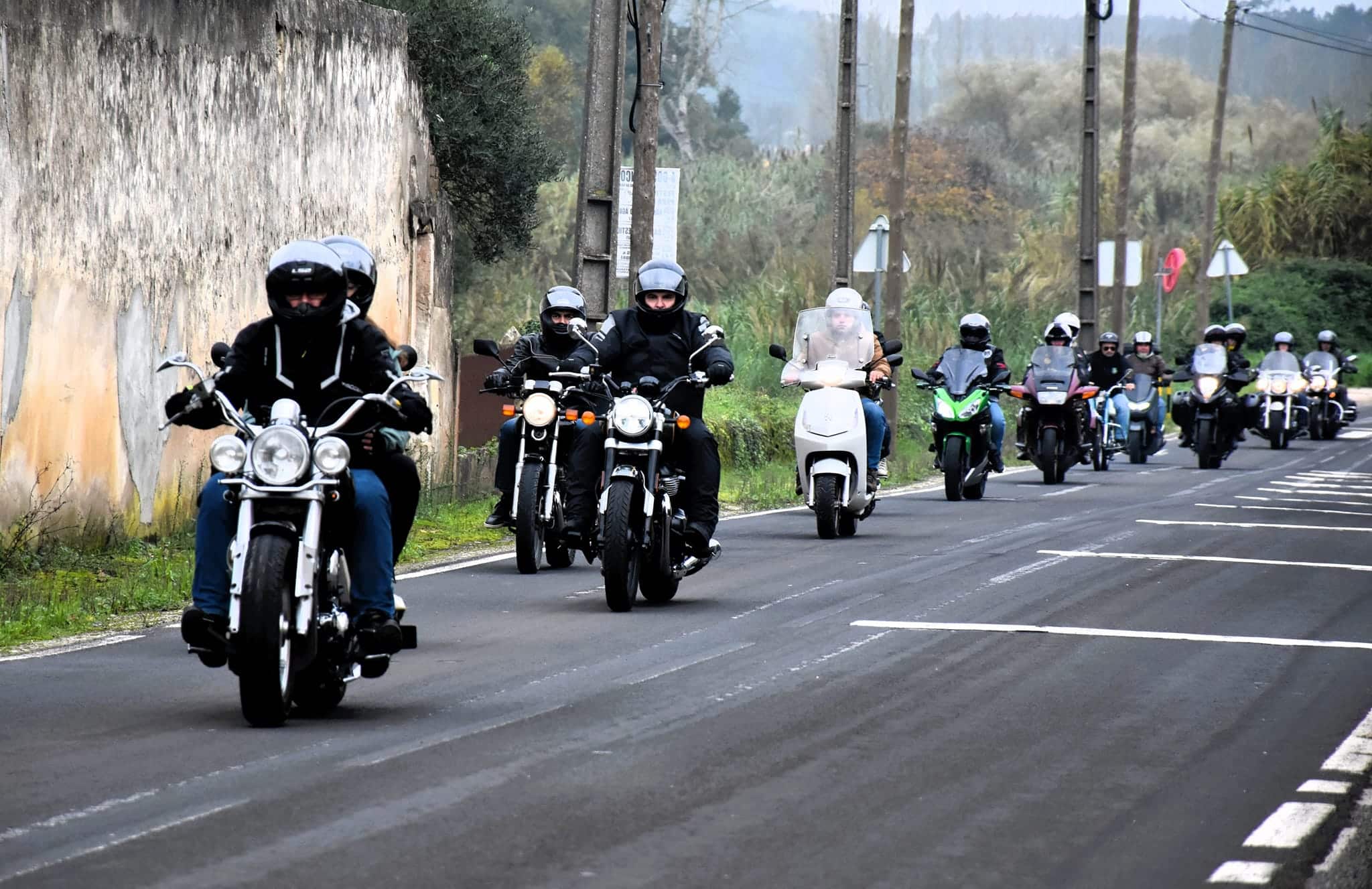 Passeio De Motas E Motorizadas Pelos Presépios De Vidais Rádio Mais Oeste 9035